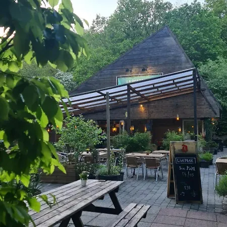 Chalet Sunclass 182 Le Chaperon Rouge *