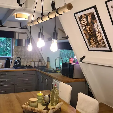 Chalet Sunclass 182 Le Chaperon Rouge