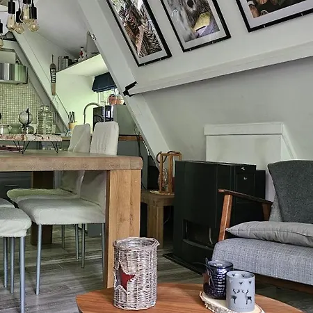 Chalet Sunclass 182 Le Chaperon Rouge