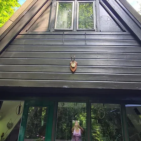 Chalet Sunclass 182 Le Chaperon Rouge